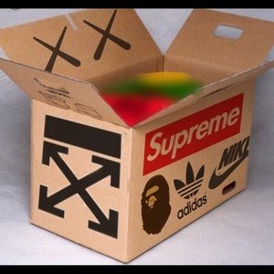 HYPEBEAST/RESELLER MYSTERY BOX GOLF SUPREME BAPE